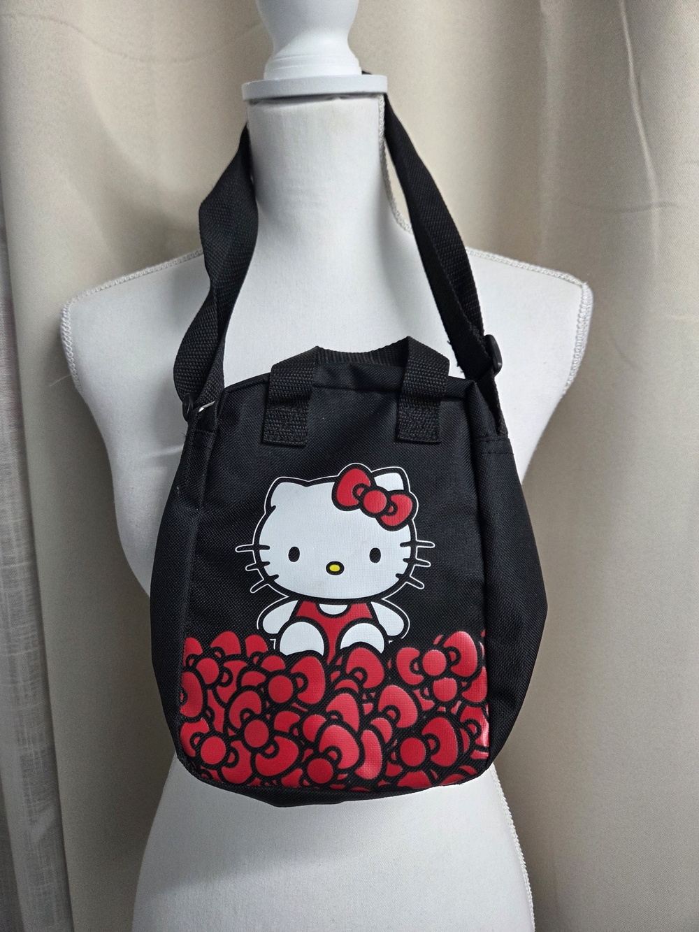 Hello Kitty Black and Red Canvas Shoulder Bag Kawaii Sanrio